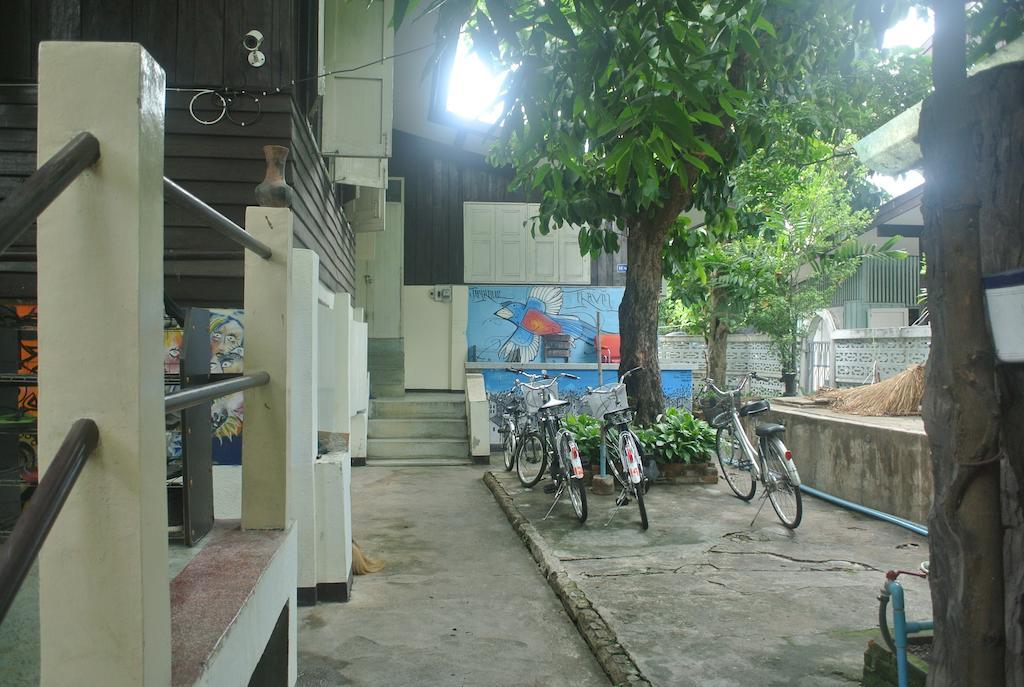 Chok Dee Guesthouse เชียงใหม่ ภายนอก รูปภาพ